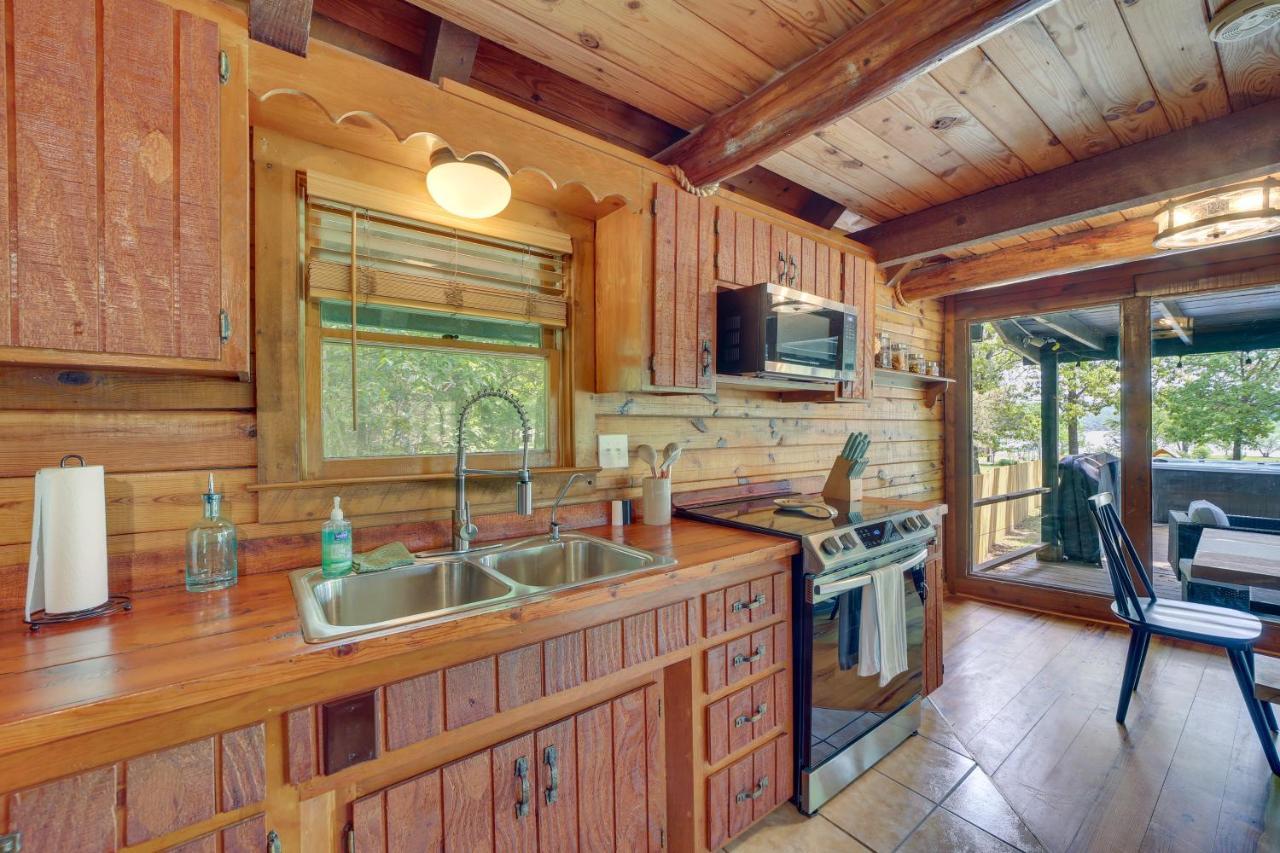 Modern Fairland Log Cabin With Lake Access! מראה חיצוני תמונה