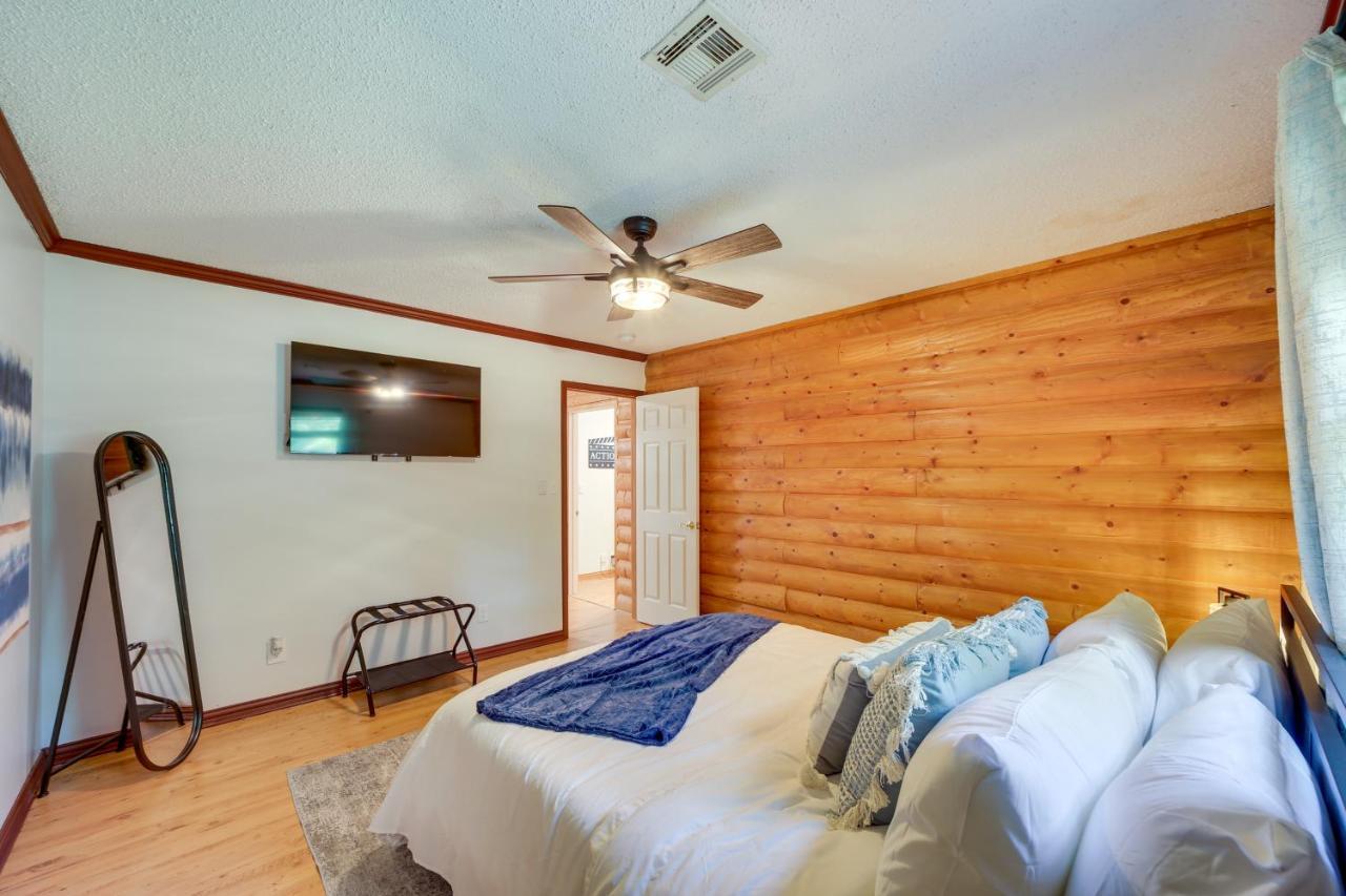 Modern Fairland Log Cabin With Lake Access! מראה חיצוני תמונה